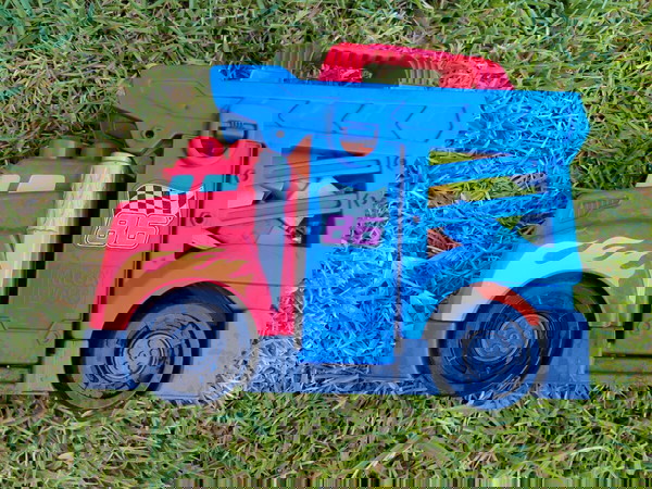 Mega Bloks first builders built &race rig 10 τμχ