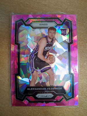 Κάρτα Σασα Βεζενκοφ Sacramento Kings Panini Prizm pink cracked ice 2023-24 Rookie καινούργια