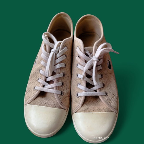 La coste beige suede sneakers size 39 in very good condition