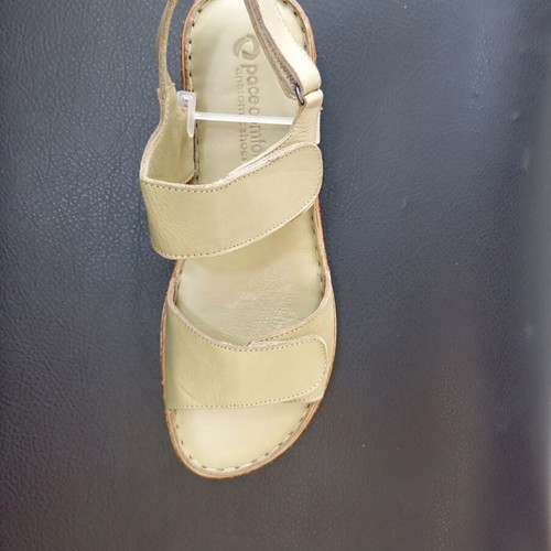 Leather platform sandals new, soft green color, size 37