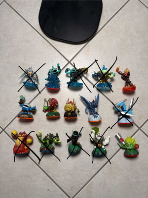 Skylanders figures like new, lot of 15, rare Series 2, 3 and 4 variants