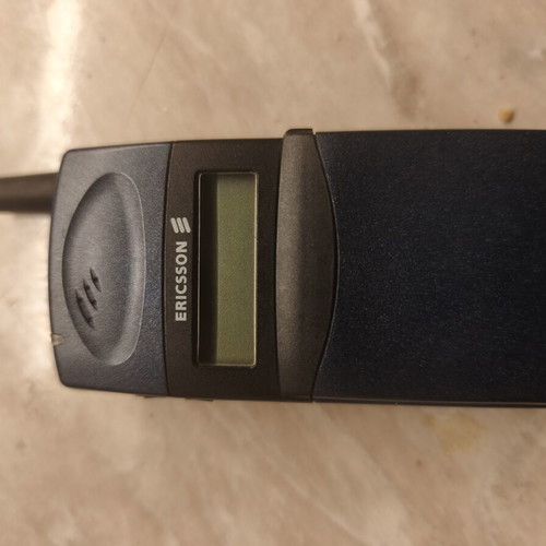 Ericsson GF788e Vintage Mobile Phone like new