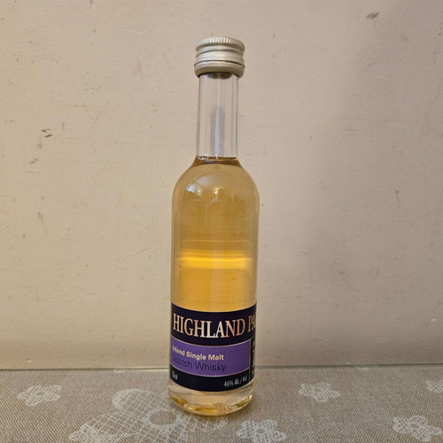 Highland Park 15yo whisky miniature new, Alchemist