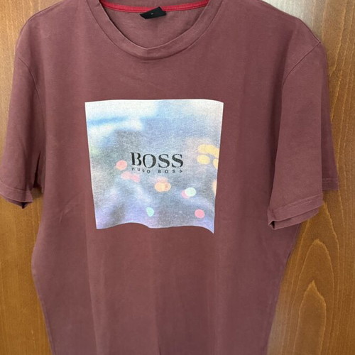 Hugo Boss T-shirt XL used, burgundy
