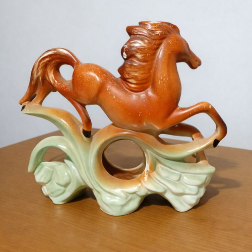 Ceramic Horse collectible decoration like new