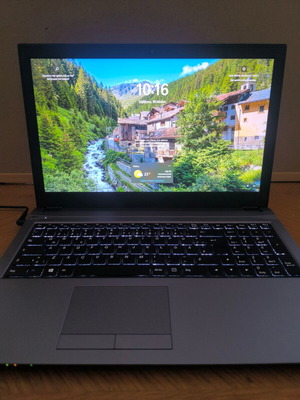 Laptop 15.6" FHD Intel Core i5 7th Gen 256GB M.2 SSD Windows 11 Office σαν καινούργιο