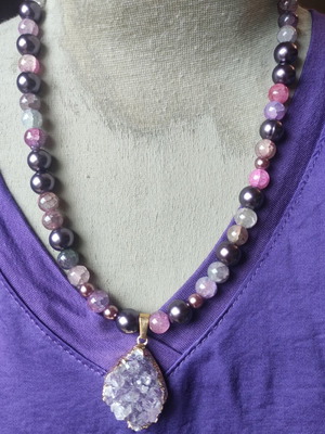 Necklace with semi-precious stones agate and amethyst new