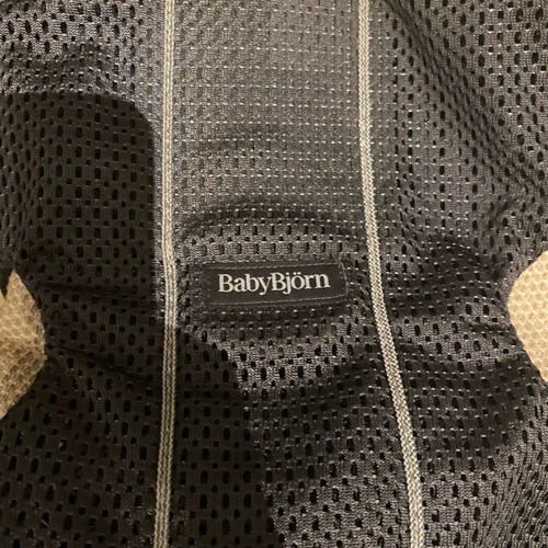 Baby Bjorn baby carrier like new for babies 3.2 to 11 kg