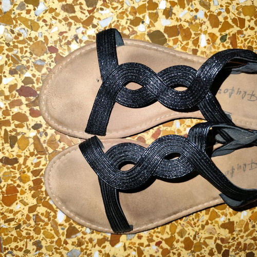 Black sandals used size 38