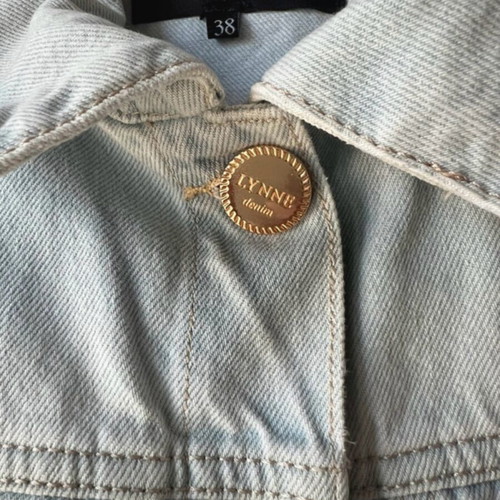 Lynne denim jacket like new, short with 3/4 sleeve, blue
