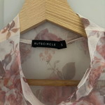Rut & Circle floral sheer top
