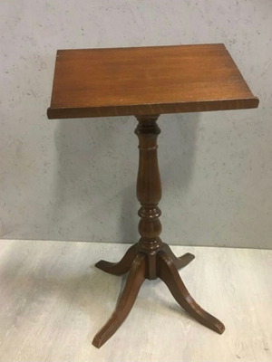 Wooden lectern used, English solid oak mid-20th century