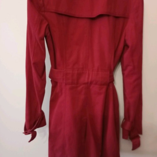 Women's trench coat like new, velvet texture, burgundy color