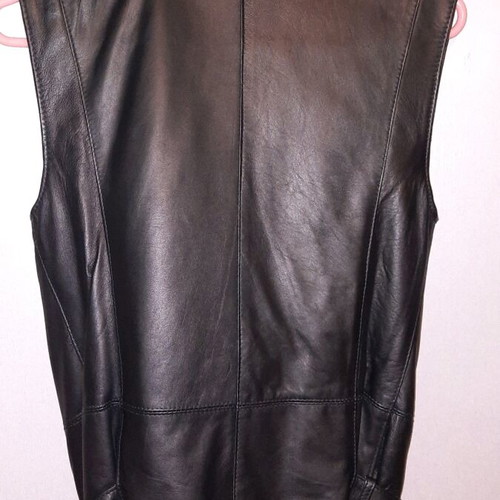 Rossodisera leather sleeveless vest like new, size S, black