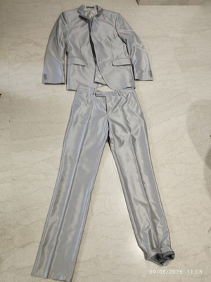 Berto Lucci suit gray, like new, includes shirt size M