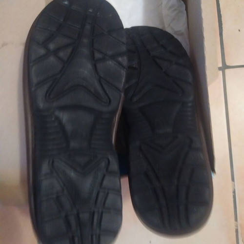 Sanitaire men's slippers size 41 like new, black and brown