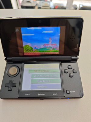 Nintendo 3DS Cosmo Black μεταχειρισμένη φορητή κονσόλα