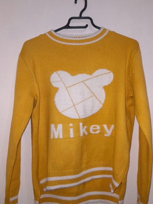 Mustard sweater new, size L, unisex