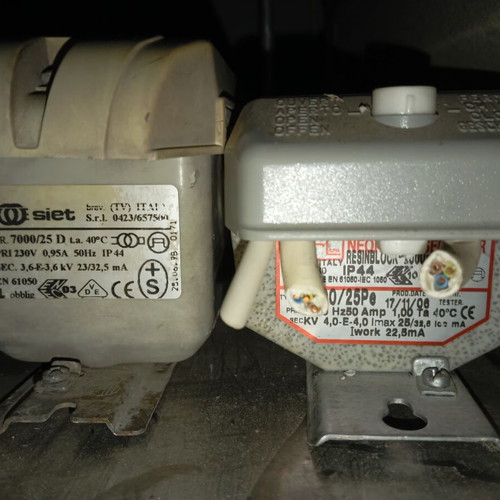 Used SIET waterproof transformers pack of 6