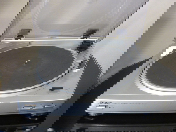 ΠΙΚΑΠ AIWA PX-E860 (ΜΕ ΠΡΟΕΝΙΣΧΥΣΗ)