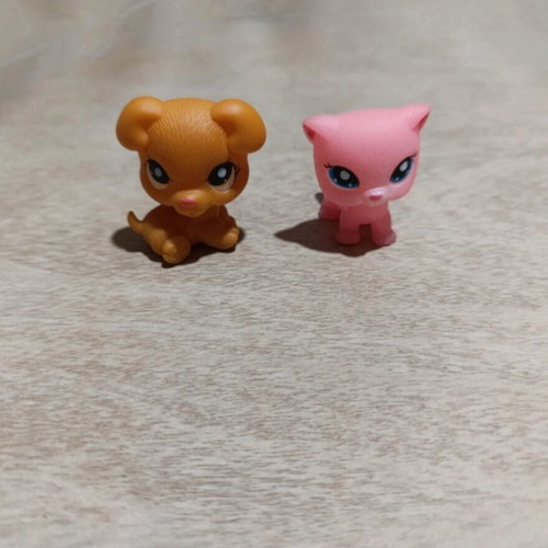 Set of 2 Animal Figures squishy heads, like new