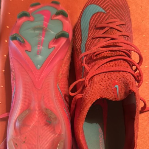 Nike Mercurial Elite football boots size 42 used, blue and red