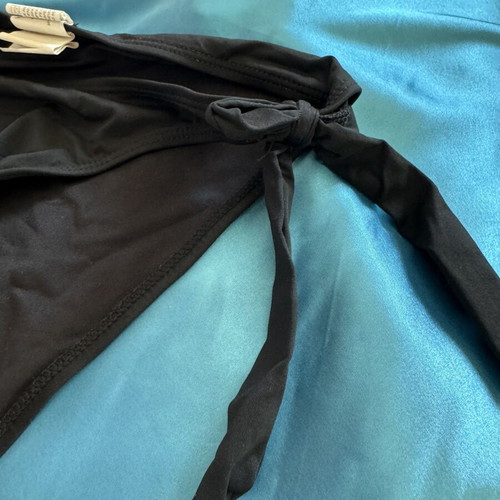 Yamamay swimwear set like new, black large and black-white medium