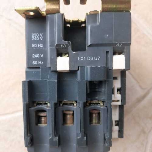 Ρελέ ισχύος 18,5kW μεταχειρισμένο, 60A, 2 βοηθητικές επαφές