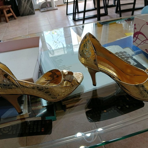 Simin women's sandals used, size 36, gold color