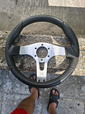 Steering wheel used 32m for all car types