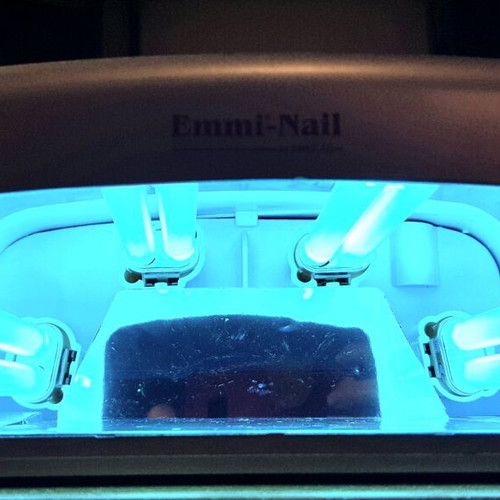 Emmi-Nail Professional Nail Curing Device used