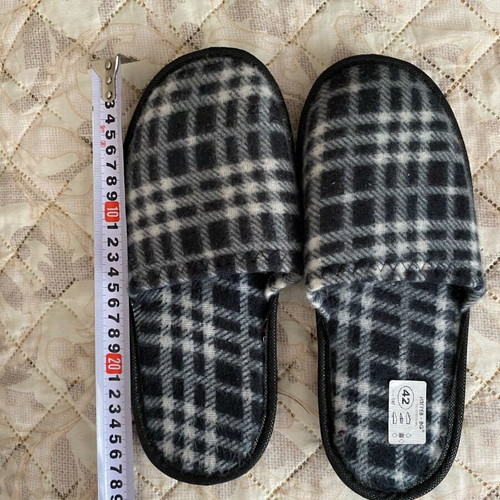 Home slippers new, sizes 40-42, black and gray