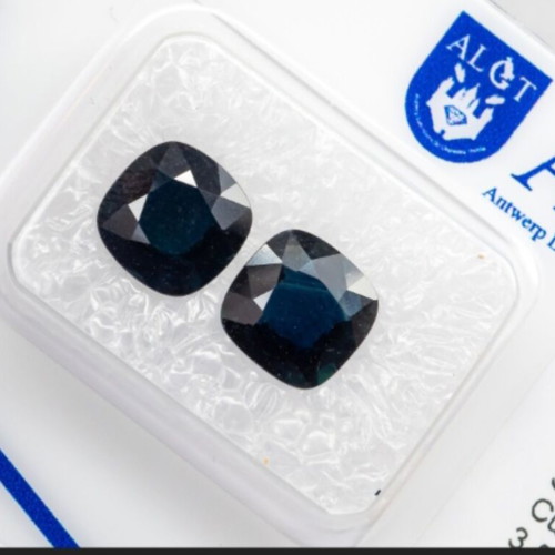 Sapphire pair 3.59ct natural dark blue, new