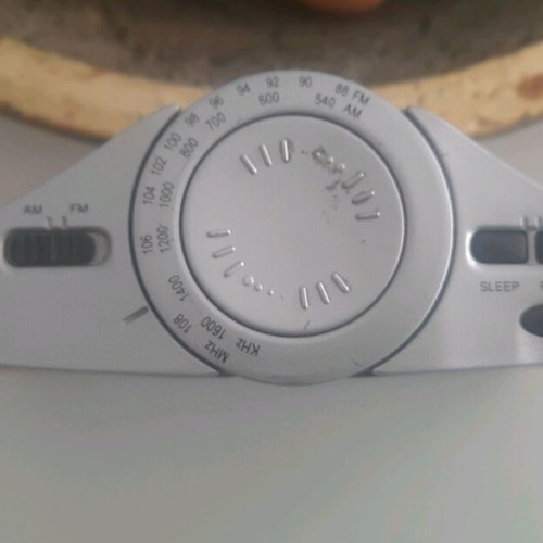 Retro digital tabletop clock with day, month, and year display