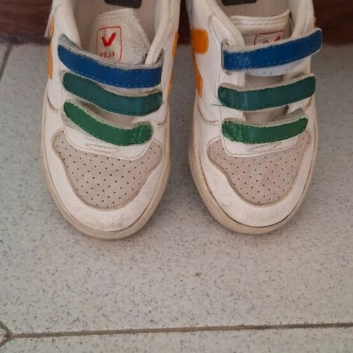 Veja sneakers like new, boys' size 27, white and blue