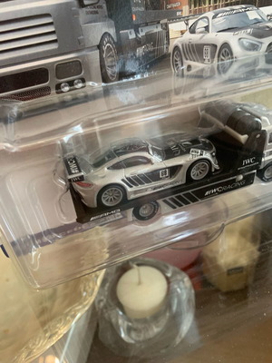 Hotwheels Team Transport Mercedes AMG GT3 new