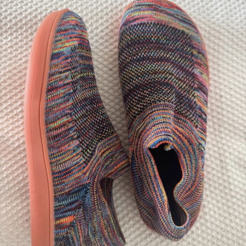 Summer shoe new, size 40, multicolor athletic