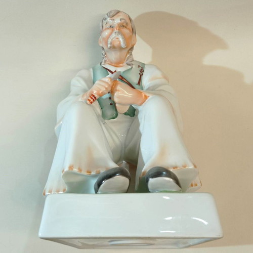 Handmade decorative figurine ZSOLNAY PECS Hungary 1970s in excellent condition