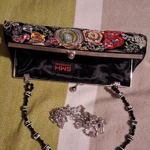 Vintage women's bag like new, multicolored with embroidered flowers