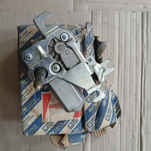 Fiat Uno rear wiper motor new genuine