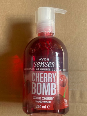 Avon Senses Cherry Bomb Hand Wash 250ml new, sealed