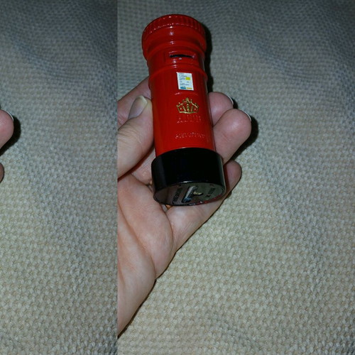 Metal sharpener shaped like British red mailbox like new