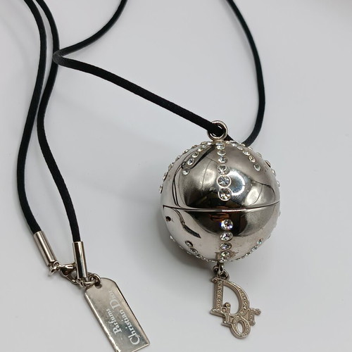 Christian Dior Diorlight vintage long necklace with pendant, silver