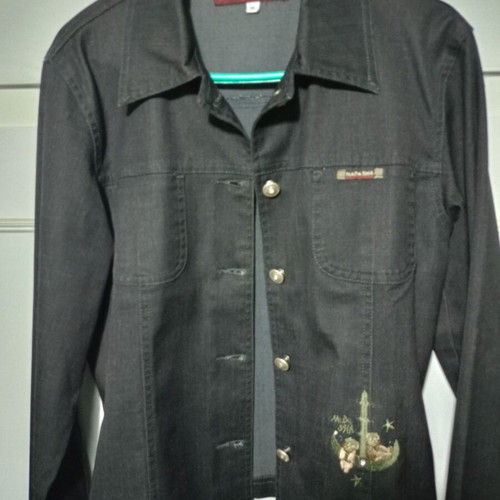 Women's elastic black denim set with embroidery like new