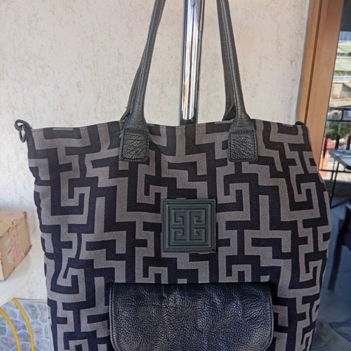 El Bags large shoulder bag with leather handles and pocket