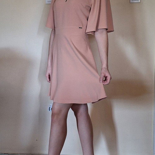 Regalinas pink dress size M, new