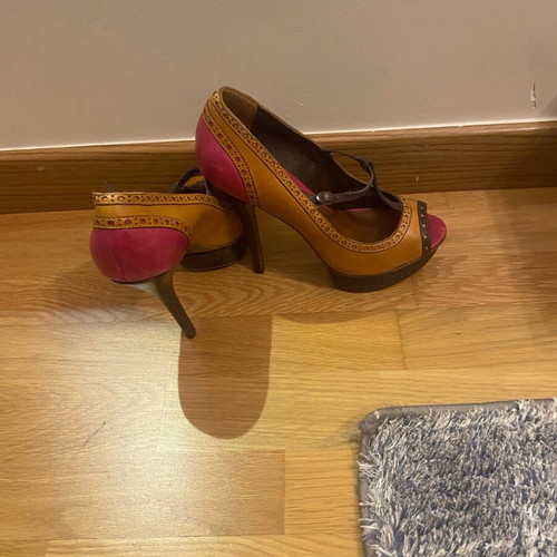 Peep Toe Schutz shoes used, 9cm heel, multicolor, size 38
