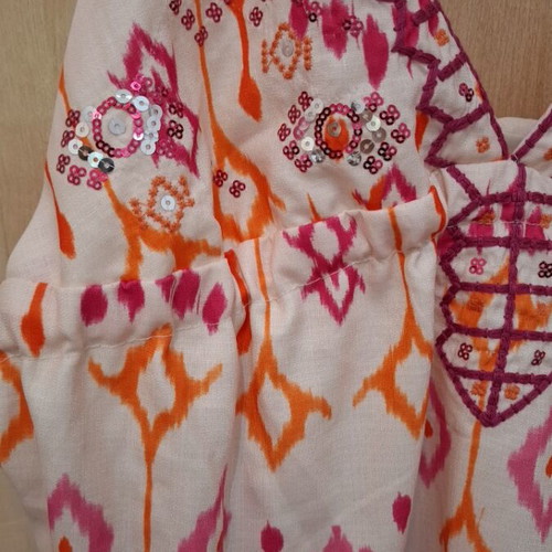 Zara blouse like new, size S, white and pink