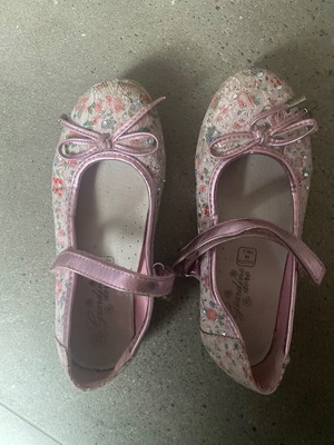 Ballet flats for girl size 32 used, colorful