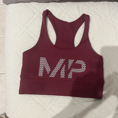 My Protein sports bra like new, size M, red